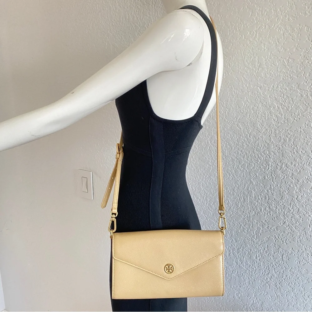 Tory Burch Envelope Robinson crossbody bag/ clutch